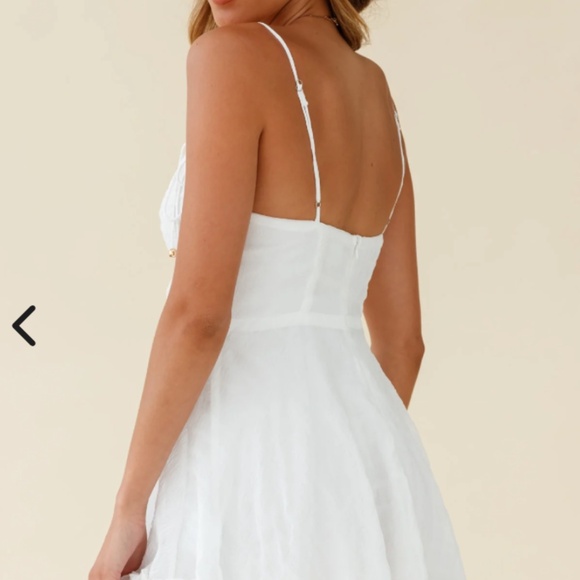 Selfie Leslie Ruffle Hem‎ Babydoll Dress White - Size S - NEW With Tags. - Picture 14 of 14